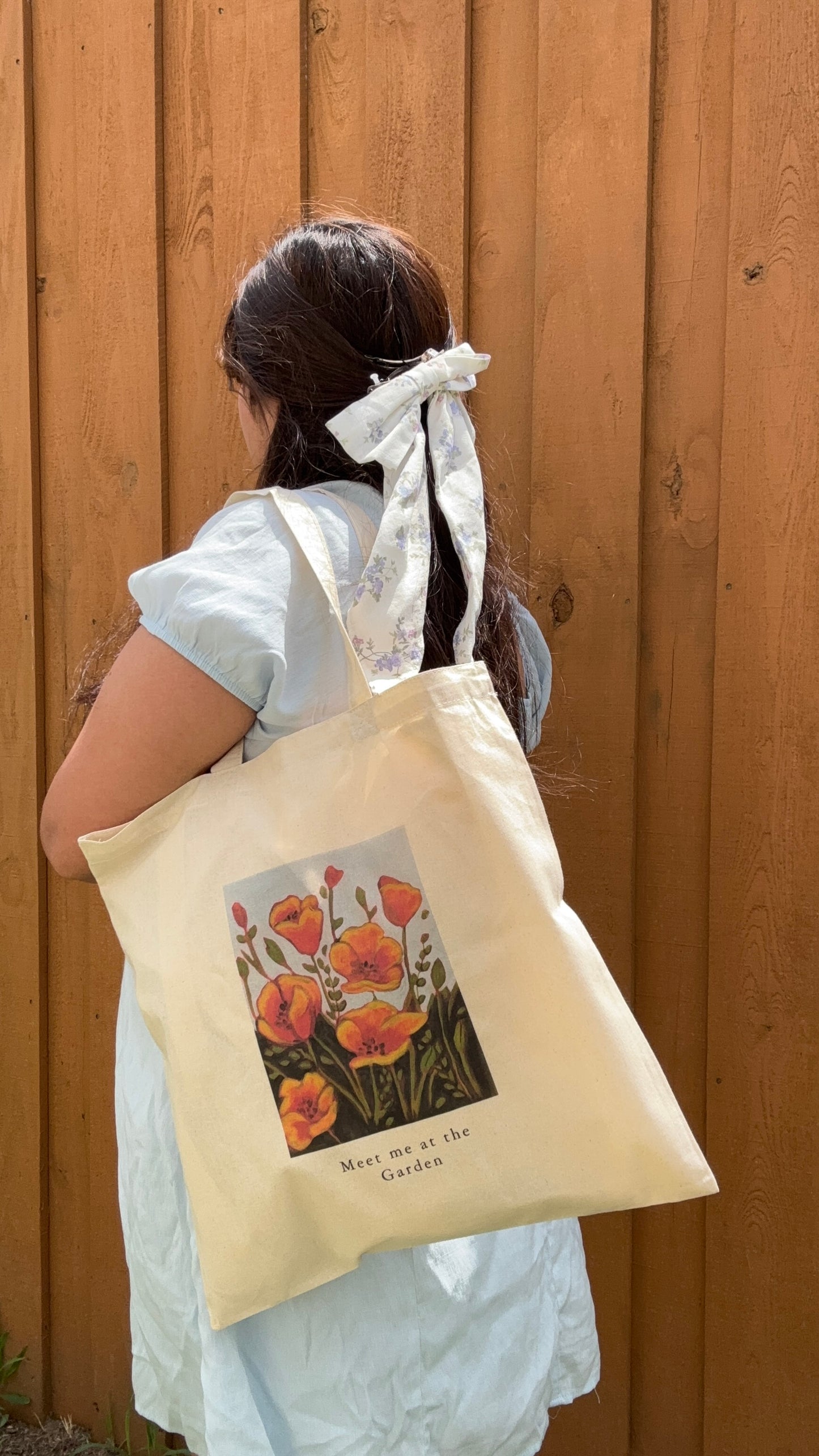 Meet me at the garden Tote bag